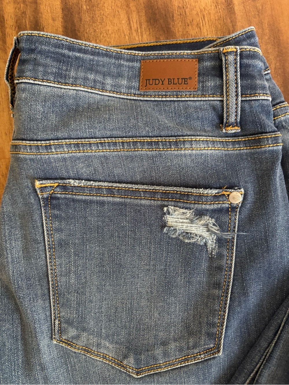 Judy Blue Women's High-Rise Distressed Skinny Jeans - Picture 4 of 10